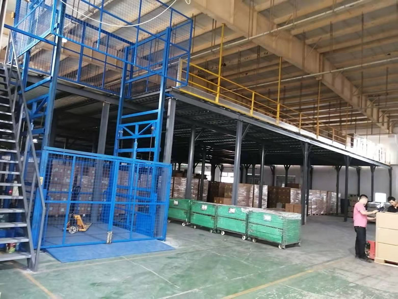 鋼平（píng）台（tái）