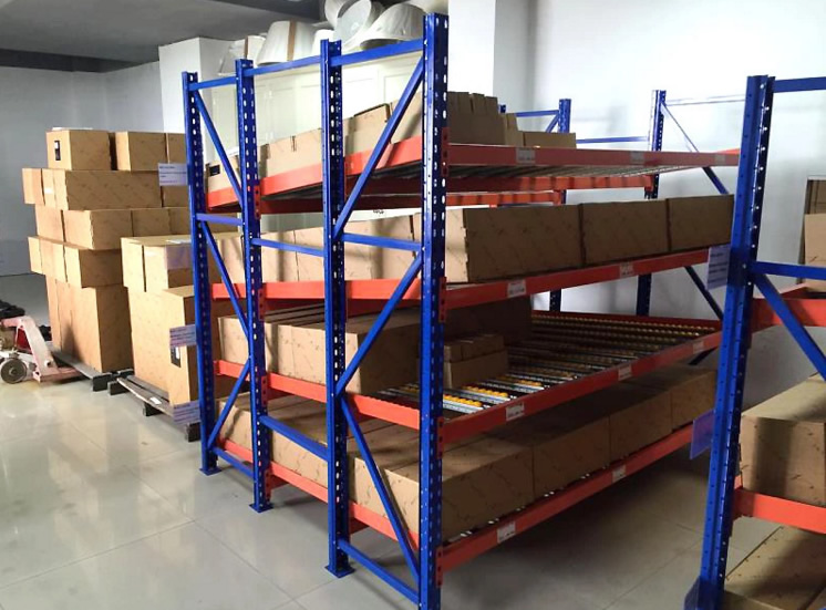 流（liú）利貨架